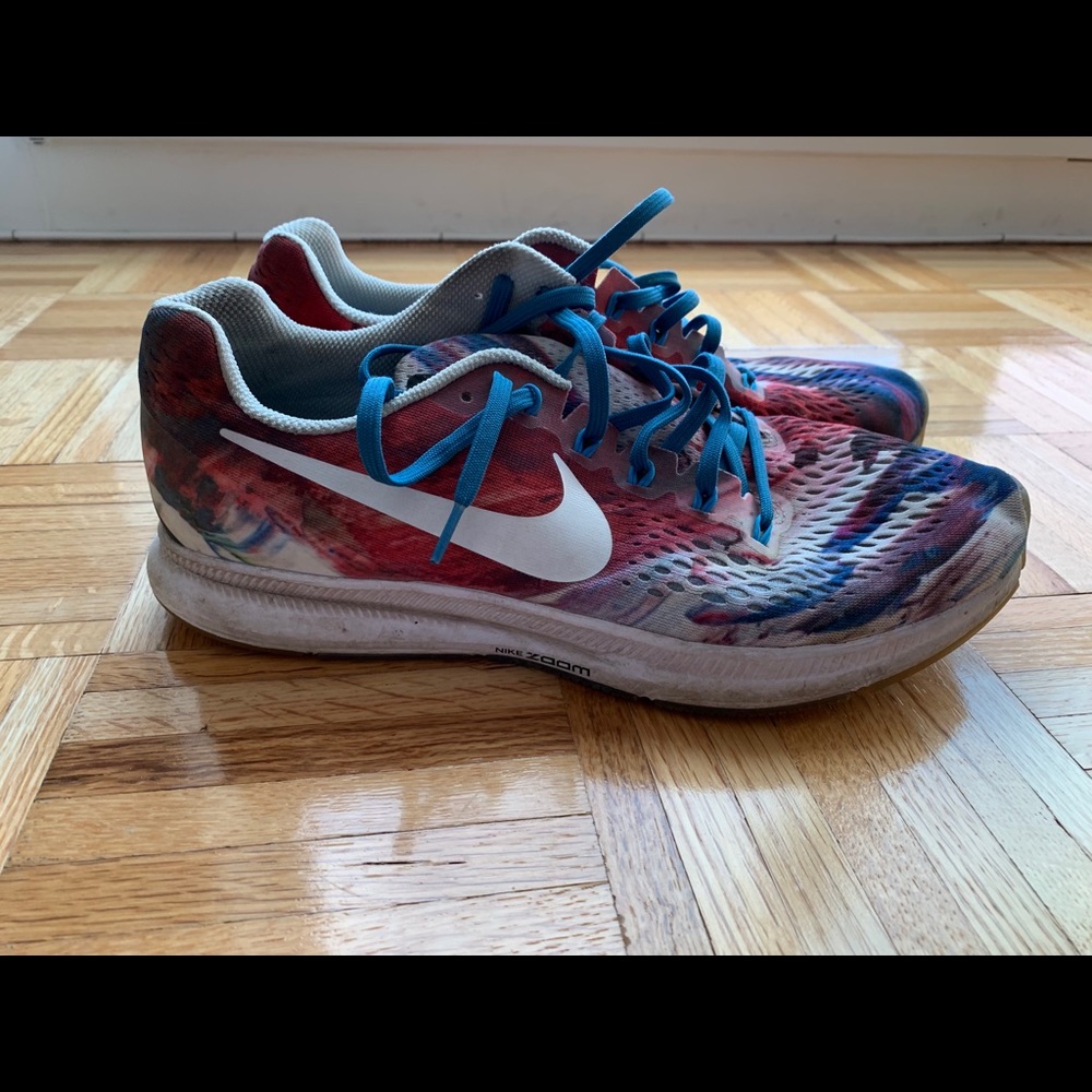 Men’s Nike Shoes Size 12